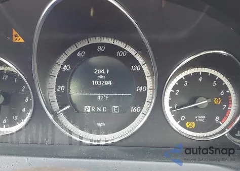 2011 Mercedes-Benz E 350 z USA, uszkodzony, nr VIN WDDKK5GF9BF107841